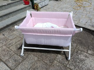 Minicuna bebé plegable rosa