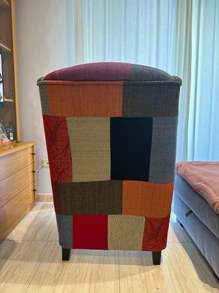 Butaca orejera patchwork multicolor