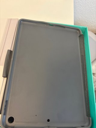 Logitech Combo Touch Teclado iPad 7/8 Gen