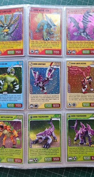 Invizimals Álbum + 453 Cartas Coleccionables