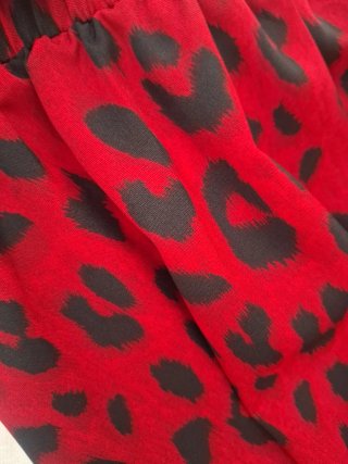 Falda midi estampado leopardo