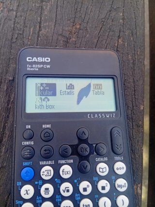 Calculadora Casio fx-82SP CW Iberia