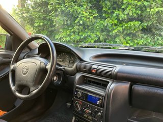 Opel Astra F 1.4I Sportive - 1994