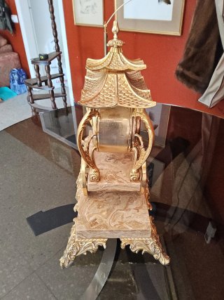Reloj de sobremesa bronce pagoda