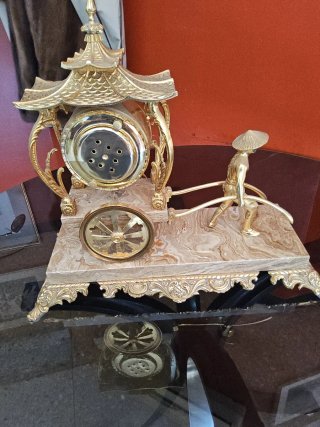 Reloj de sobremesa bronce pagoda