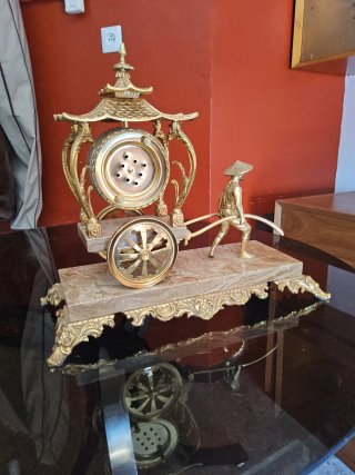 Reloj de sobremesa bronce pagoda