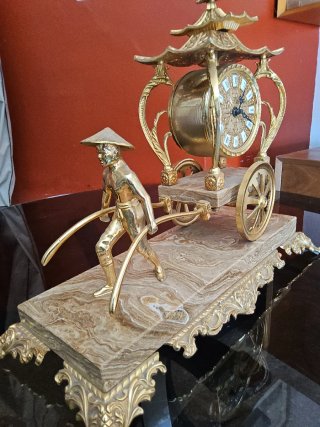 Reloj de sobremesa bronce pagoda