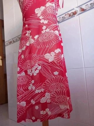 Vestido Women'secret floral rojo T. XS/S
