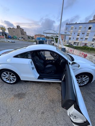 Audi TT 2.0 TFSI 211 cv del 2011 en muy buen estad