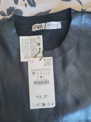 Blusa ZARA negra manga larga