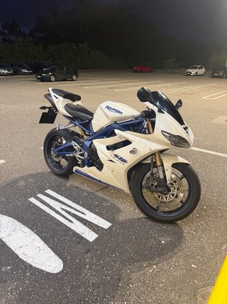 Triumph Daytona 675 SE 2009