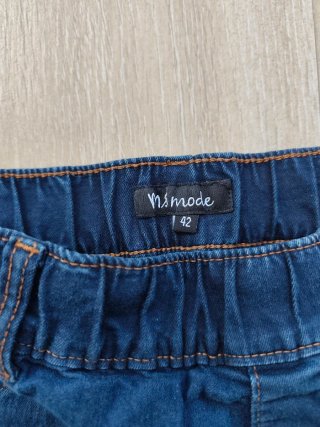 Pantalón Tobillero. Mujer.