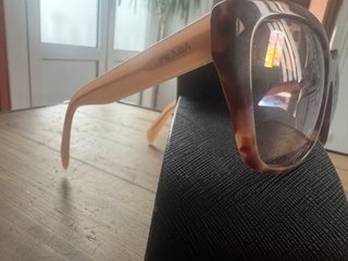 Gafas de sol Prada Marrones