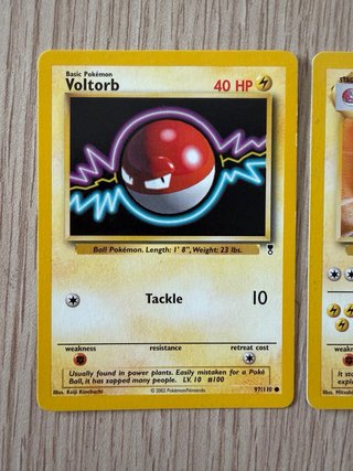Carte Pokemon Voltorb Electrode Legendary no Holo