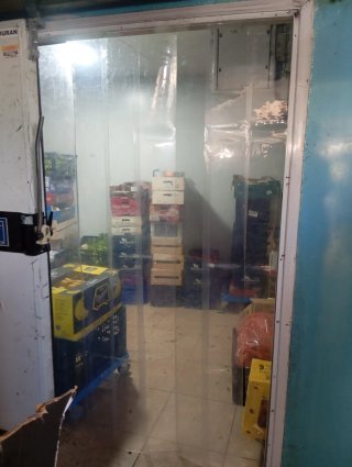 Traspaso Frutería Completa