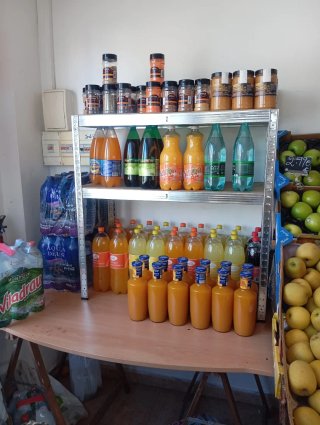 Traspaso Frutería Completa