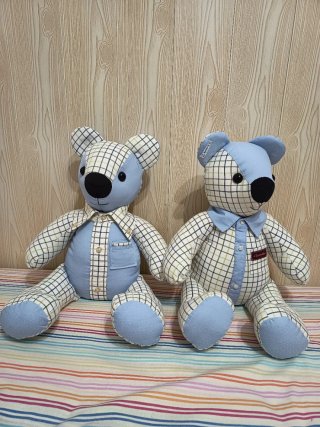 Orsetti di peluche commemorativi