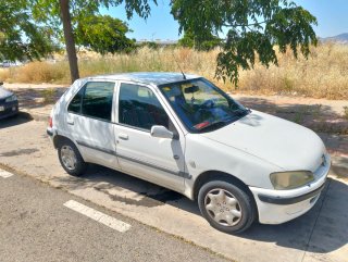 Peugeot 106 1.1 Max (2001) – Ideal para el día a d