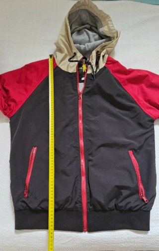 Chaqueta CHISNBAL Talla L Roja y Negra