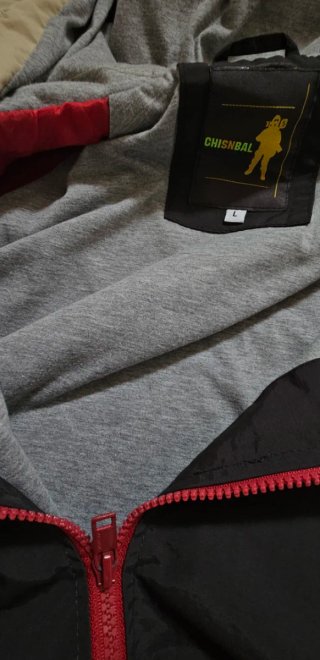 Chaqueta CHISNBAL Talla L Roja y Negra