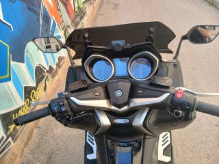 Yamaha TMAX 530 DX Negra