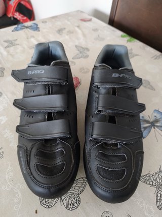 Zapatillas Ciclismo B-PRO + Calas Shimano M520