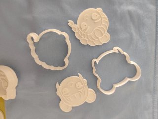 Moldes Corta Galletas Huntrix