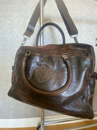 Bolso de viaje de piel marrón