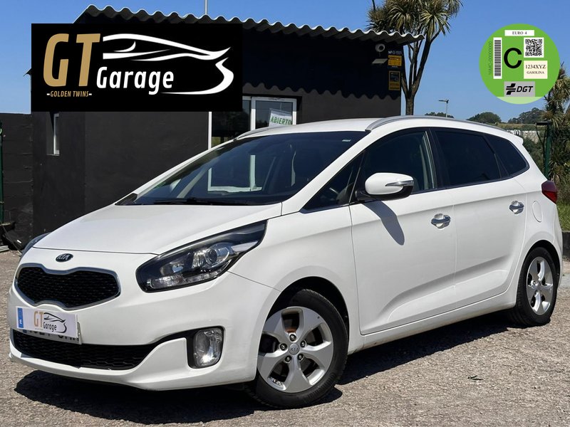 KIA CARENS 2015 - foto 1
