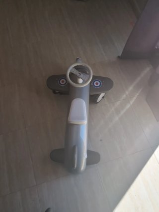 Andador avión para niños