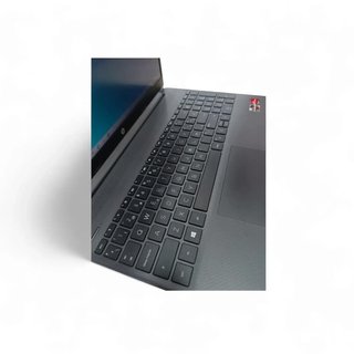 PORTATIL HP RYZEN 3 3250U 512GB/8RAM WIN1O + CARGADOR (MANCHAS EN PANTALLA)