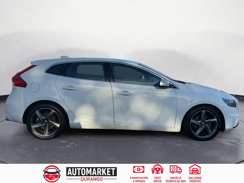 Volvo S40 2015, foto 7