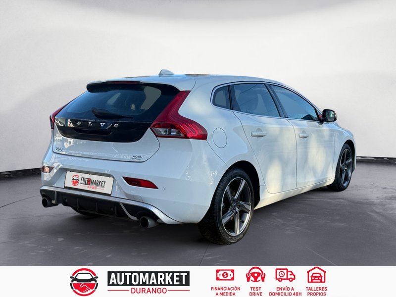 Volvo S40 2015, foto 6