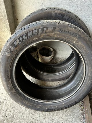 Neumáticos Michelin 235/50 R19
