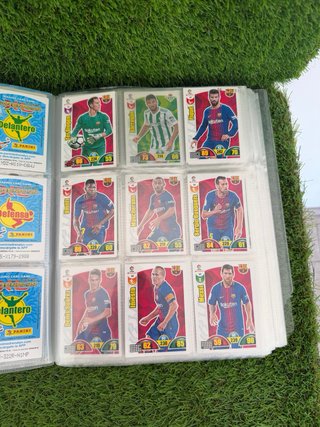 Lote de 2 álbumes Adrenalyn XL LaLiga Santander
