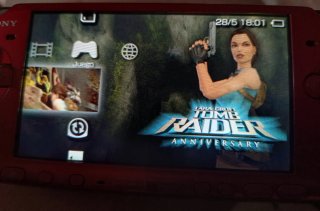 Lara Croft Tomb Raider Anniversary [PSP][COMPLETO]