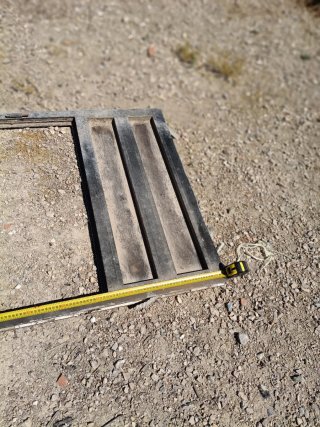 Puerta de aluminio con tirador