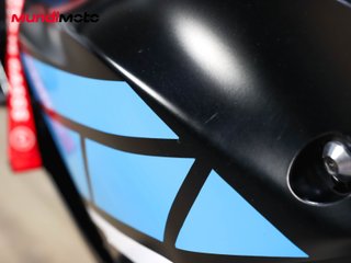 YAMAHA YZF R1