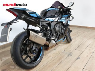 YAMAHA YZF R1
