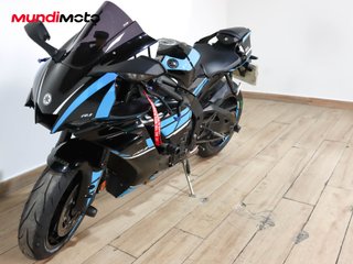 YAMAHA YZF R1