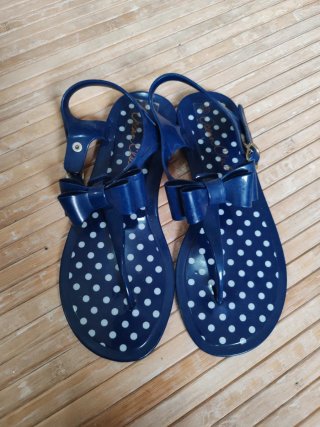 Sandalias azul marino talla 36/37 lazo