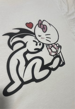 Camiseta Hello Kitty y el niño