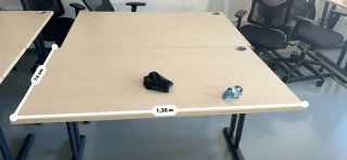 Tavoli da ufficio in legno e metallo + sedia, quasi in regalo