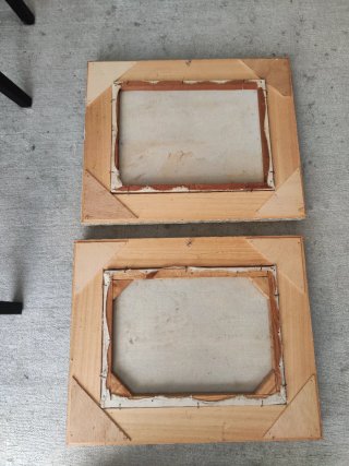 2 Quadri ad Olio con Cornici Decorative