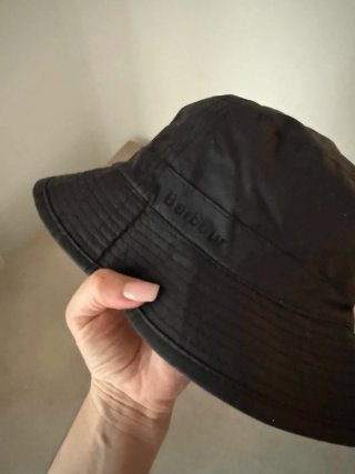 Gorro BARBOUR British 1894 Negro Marrón