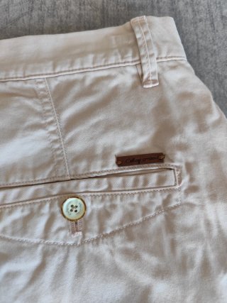Bermudas beige rosa palo