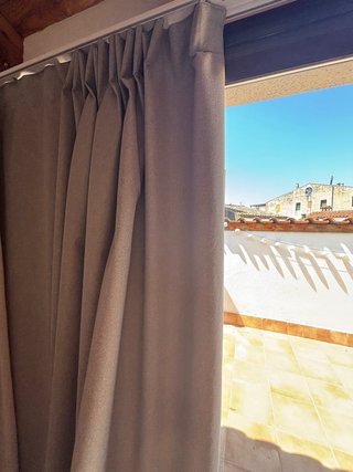Juego de cortinas modernas con riel – excelente es