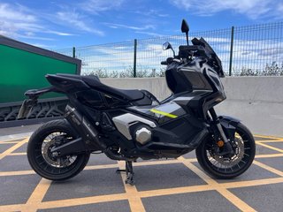 Vendo  honda xadv 750. Año 2024