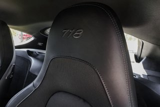 Porsche 718 Cayman PDK