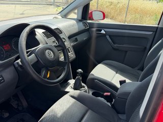 Volkswagen Touran DISTINTIVO B 2004